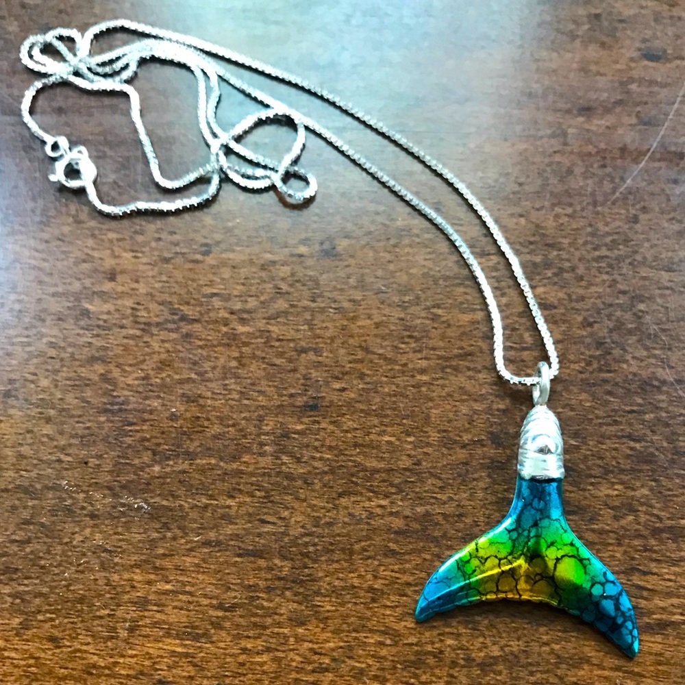 Sterling silver Whale tail pendant necklace